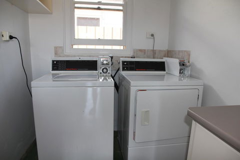 Tumut Apartments - Accommodation Gladstone 21
