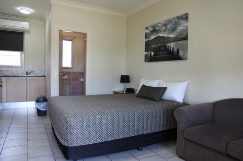Tumut Apartments - Accommodation Gladstone 3