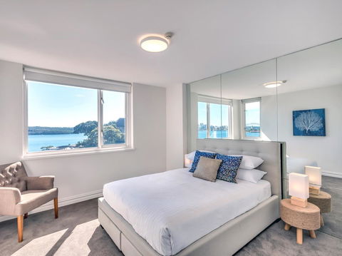 Panoramic Harbour Views And Unbeatable Comfort - Accommodation Gladstone 3