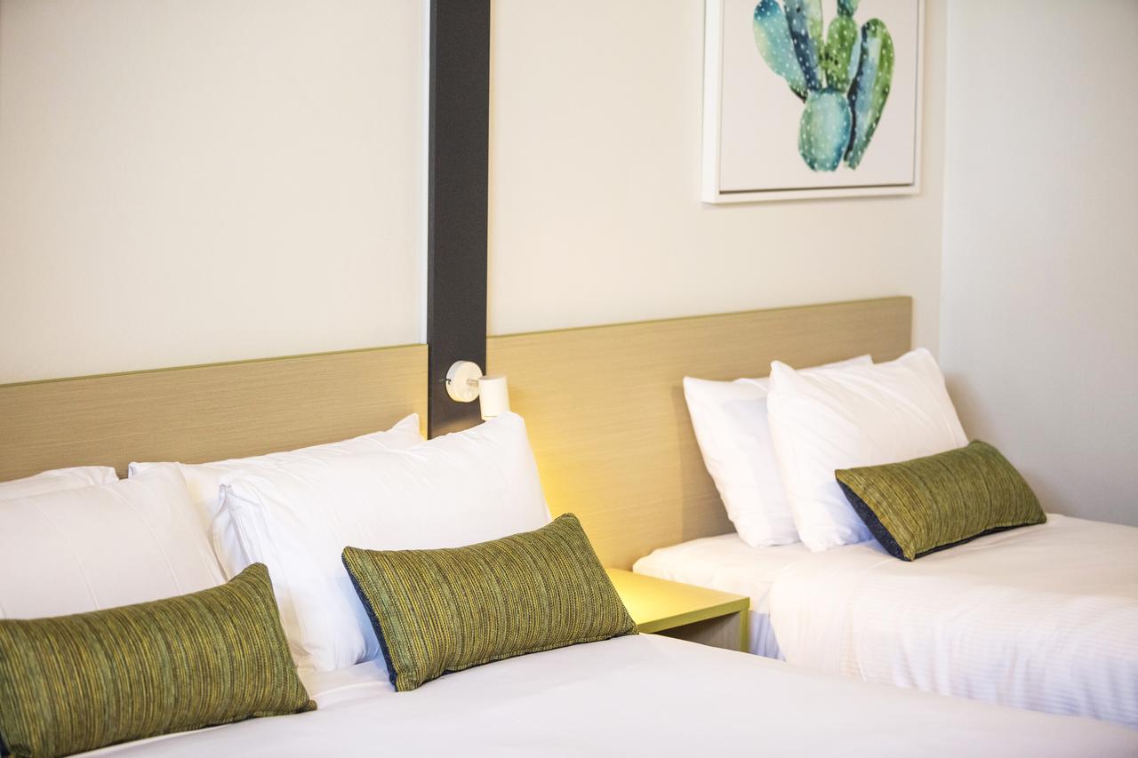 Yagoona West ACT Accommodation Gladstone