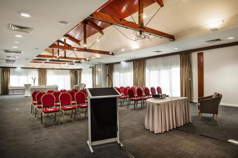 Mercure Darwin Airport Resort - Accommodation Gladstone 38