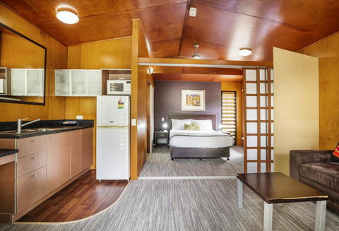 Mercure Darwin Airport Resort - Accommodation Gladstone 3