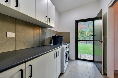 'Tropical Oasis - Darwin NT - Accommodation Gladstone 24