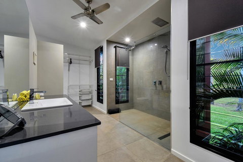 'Tropical Oasis - Darwin NT - Accommodation Gladstone 23