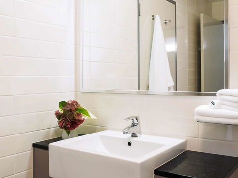 Novotel Darwin Airport - Accommodation Gladstone 25