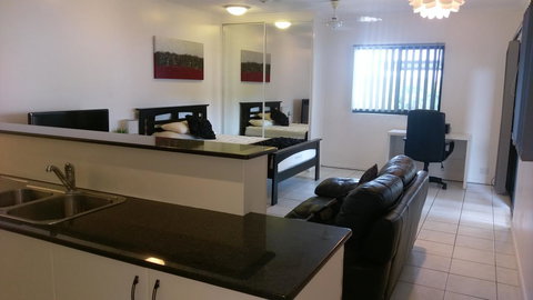 Central Studio, Darwin CBD Northern Territory - Accommodation Gladstone 5