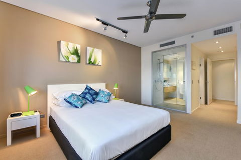 Astra Apartments Darwin - Accommodation Gladstone 4