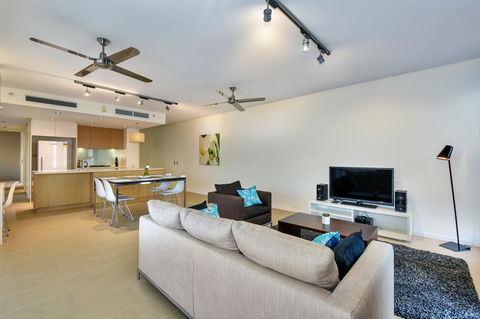Astra Apartments Darwin - Accommodation Gladstone 2