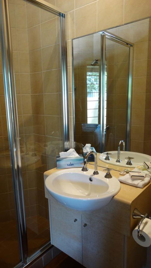 Palms City Resort - Accommodation Gladstone 17