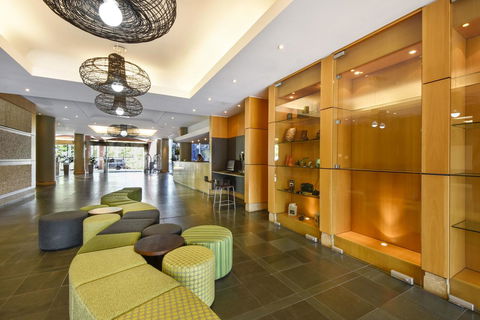 Mantra On The Esplanade - Accommodation Gladstone 35