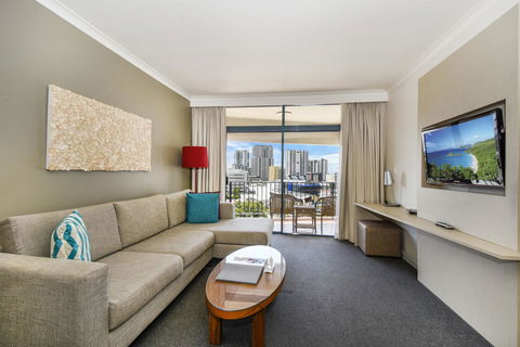 Mantra On The Esplanade - Accommodation Gladstone 24