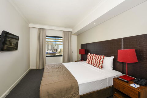 Mantra On The Esplanade - Accommodation Gladstone 41