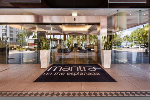 Mantra On The Esplanade - Accommodation Gladstone 32