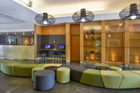 Mantra On The Esplanade - Accommodation Gladstone 36