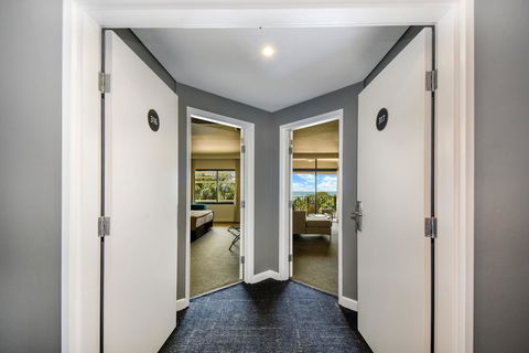Mantra On The Esplanade - Accommodation Gladstone 42
