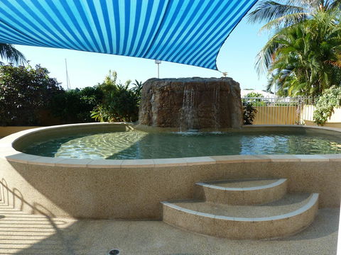 Cullen Bay Resorts - Accommodation Gladstone 18