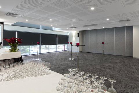 Oaks Darwin Elan Hotel - Accommodation Gladstone 27