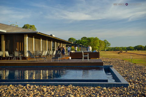 Wildman Wilderness Lodge - Accommodation Gladstone 2