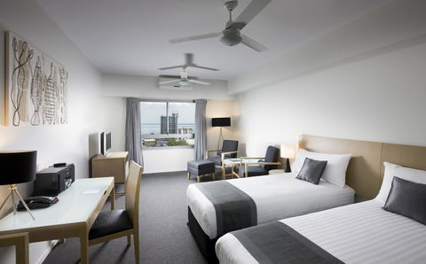 Mantra Pandanas - Accommodation Gladstone 12