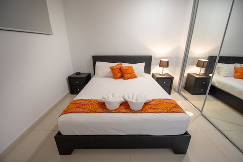 Magnum Serviced Apartments - Accommodation Gladstone 3