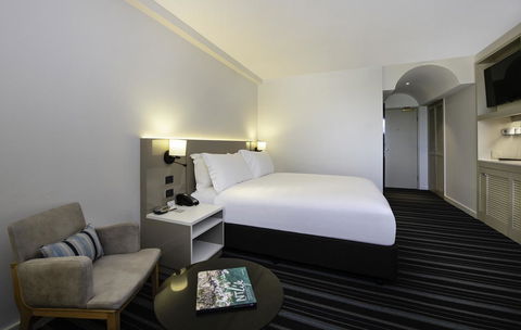 DoubleTree By Hilton Esplanade Darwin - Accommodation Gladstone 20