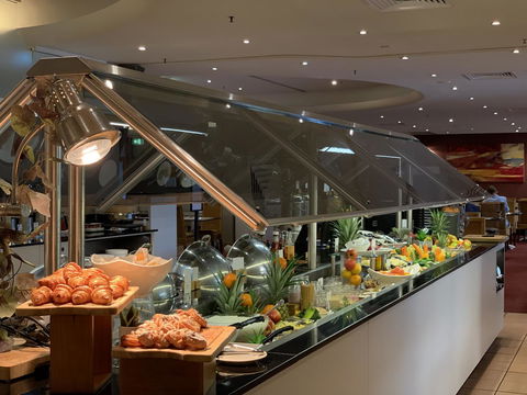 DoubleTree By Hilton Esplanade Darwin - Accommodation Gladstone 3