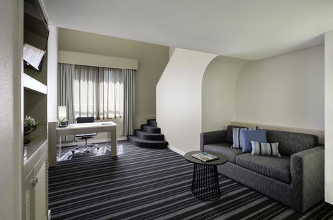 DoubleTree By Hilton Esplanade Darwin - Accommodation Gladstone 24