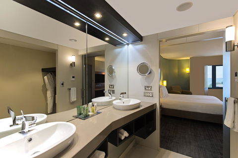 Hilton Darwin - Accommodation Gladstone 15