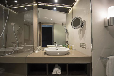 Hilton Darwin - Accommodation Gladstone 24