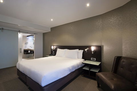 Hilton Darwin - Accommodation Gladstone 30
