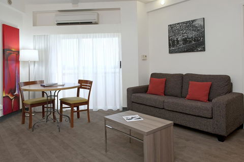 Novotel Darwin CBD - Accommodation Gladstone 8