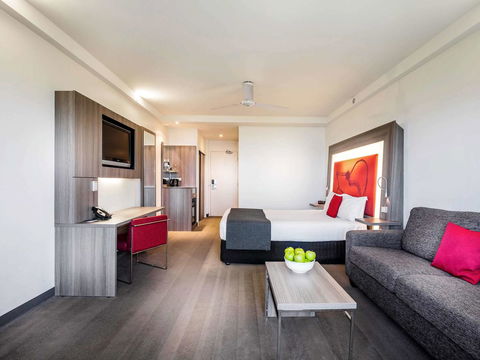 Novotel Darwin CBD - Accommodation Gladstone 33
