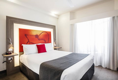 Novotel Darwin CBD - Accommodation Gladstone 5