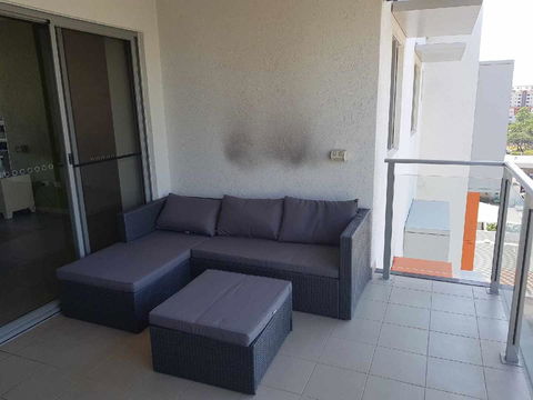 Darwin-Ocean Views, Tropical Getaway, Pool & Aircon - Accommodation Gladstone 17
