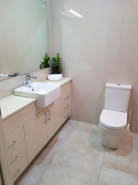 Darwin Beach Escape Holiday Home - Accommodation Gladstone 9