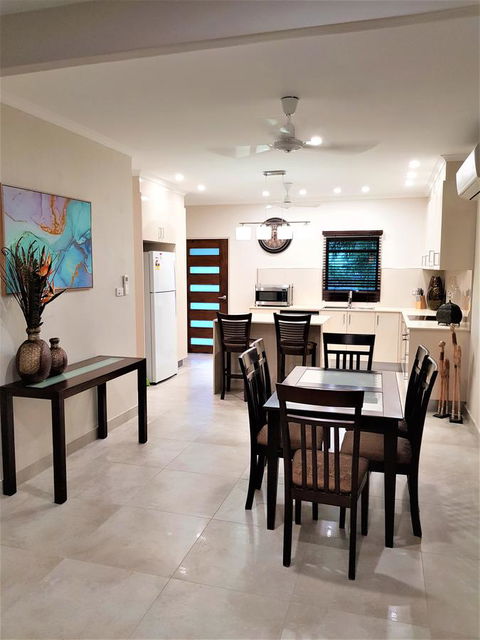 Darwin Beach Escape Holiday Home - Accommodation Gladstone 4