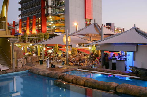 Melaleuca On Mitchell - Darwin YHA - Accommodation Gladstone 0