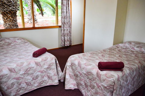 Erldunda Desert Oaks Resort - Accommodation Gladstone 43