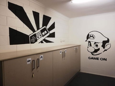 Frogs-Hollow Backpackers - Accommodation Gladstone 39