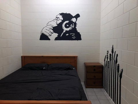 Frogs-Hollow Backpackers - Accommodation Gladstone 42