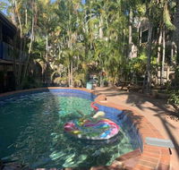 Frogs-Hollow Backpackers - Accommodation Gladstone
