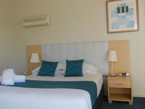 Corrigans Cove - Accommodation Gladstone 22