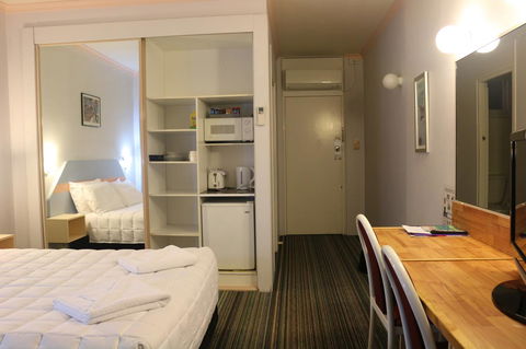 Golden Sands Motor Inn - Accommodation Gladstone 4