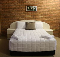 Golden Sands Motor Inn - Accommodation Gladstone