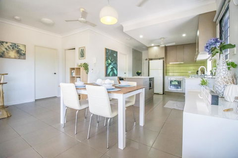 ZEN QUEST - The NOMADS PAD Near Nightcliff Markets & Sunset Foreshore - Accommodation Gladstone 13
