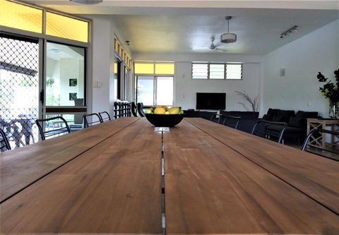 Arafura Blue - Accommodation Gladstone 7