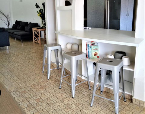 Arafura Blue - Accommodation Gladstone 8