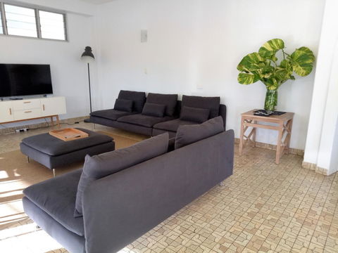 Arafura Blue - Accommodation Gladstone 1