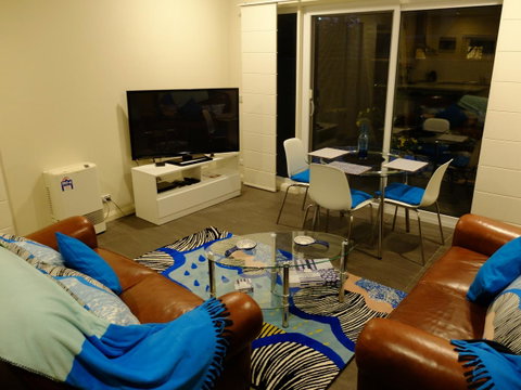 Rock Wallaby - Accommodation Gladstone 8