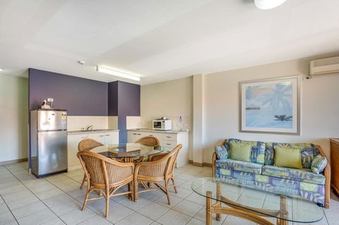 Nelson Bay Breeze - Accommodation Gladstone 26